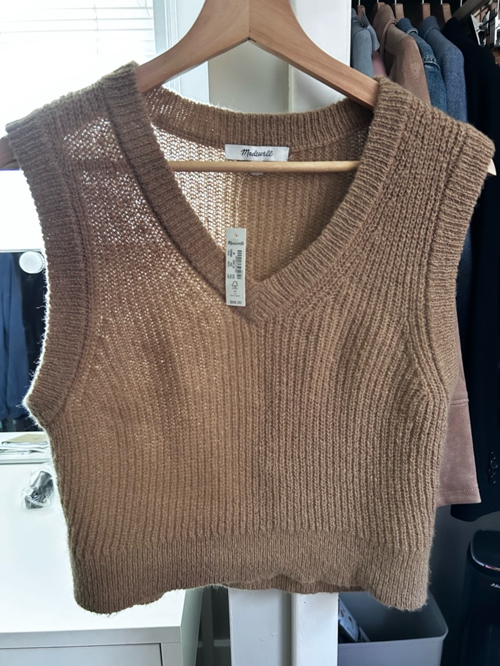 Madewell Cropped V-Neck Sweater Vest - Picture 3 of 7